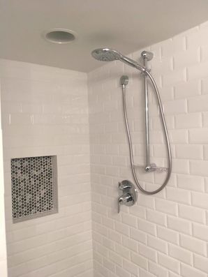 Bathroom Remodeling in Hobart, IN (2)
