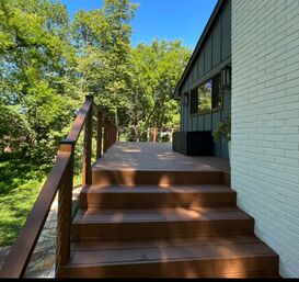 Cedar Deck with Cable Railings, Screened in Patio with Under Decking in Ogden Dunes, IN (6)